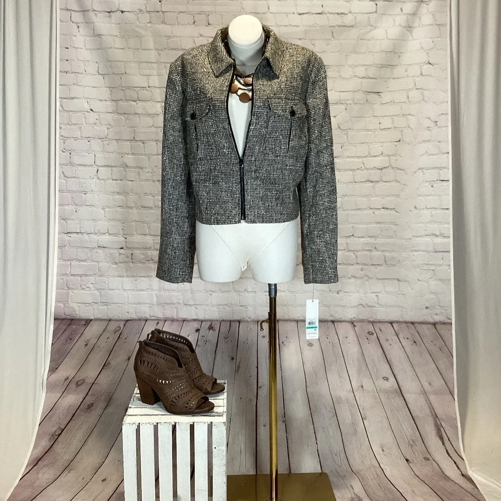 1900. Calvin Klein Cropped Blazer NWT Size 16